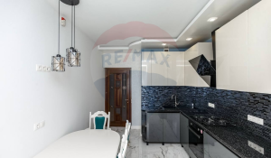 124.900 EUR
