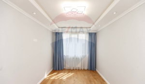124.900 EUR