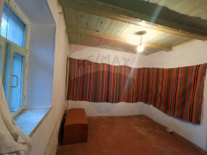 29.900 EUR