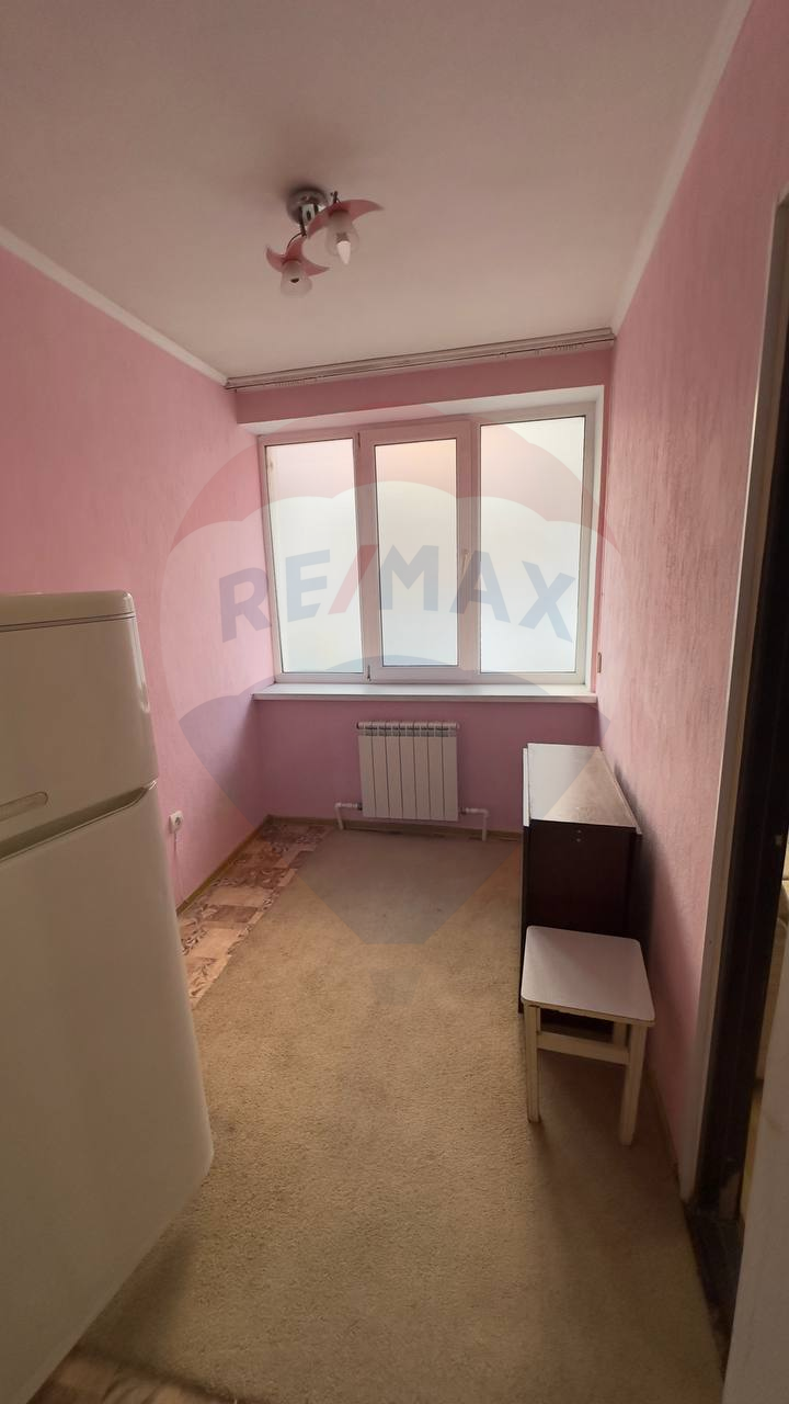 88.900 EUR