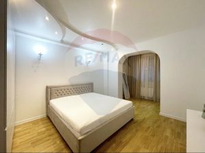 148.900 EUR