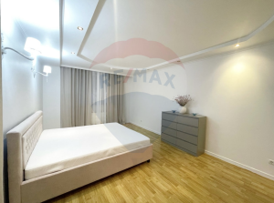 148.900 EUR