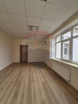 6.090 EUR