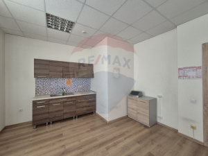 6.090 EUR