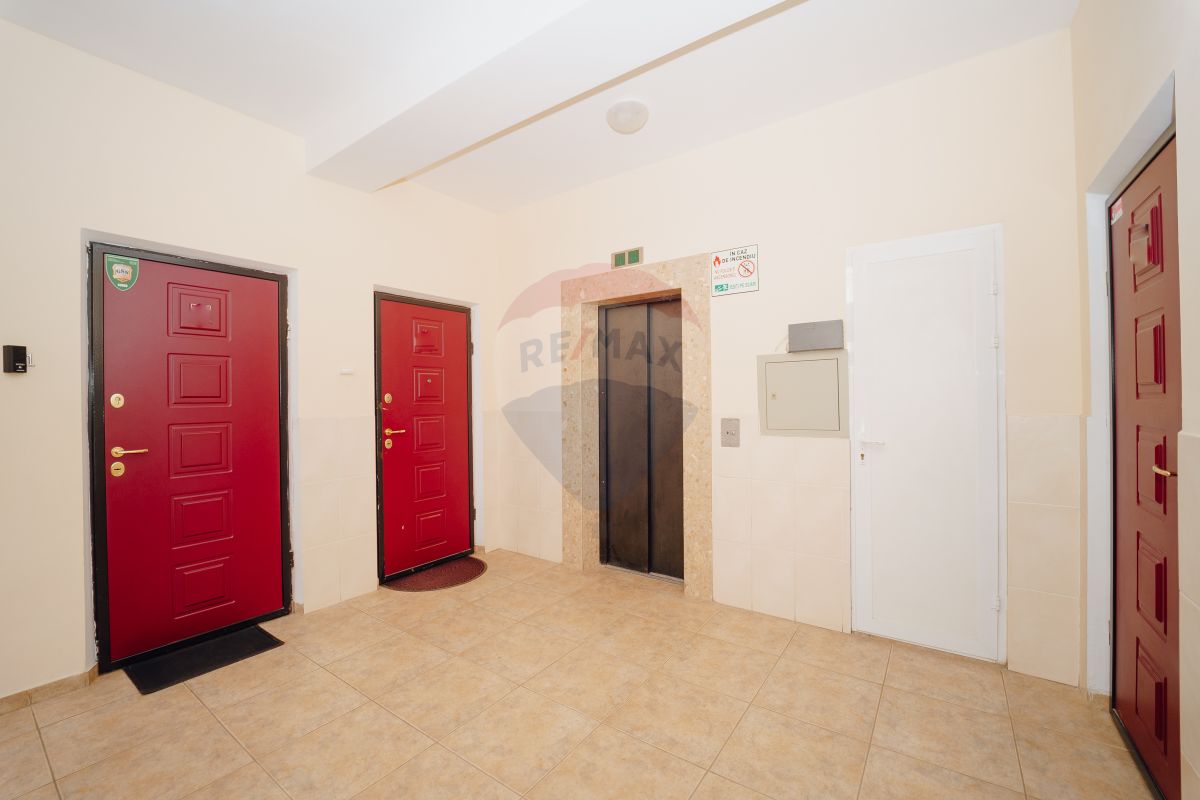 249.000 EUR