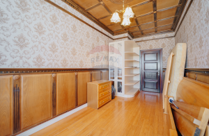 249.000 EUR