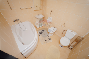 249.000 EUR