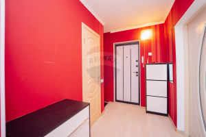 68.900 EUR