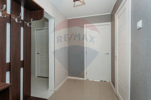 82.900 EUR