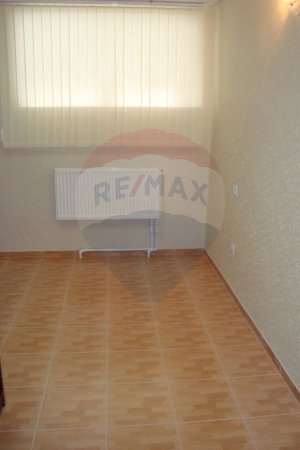 261.000 EUR