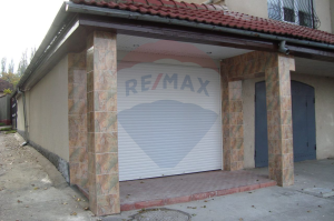 261.000 EUR