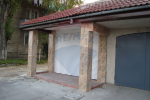 261.000 EUR