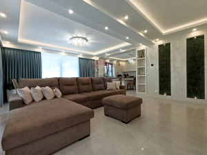 650.000 EUR