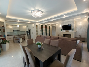 650.000 EUR