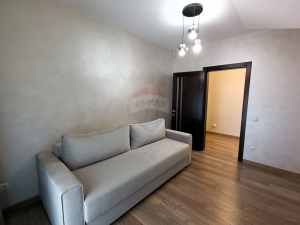 650.000 EUR