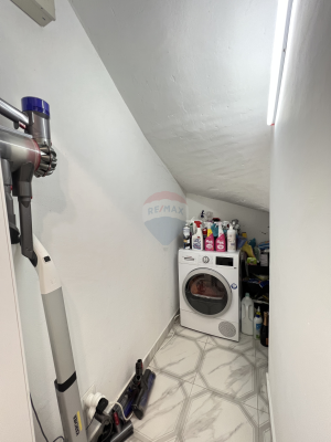 205.000 EUR
