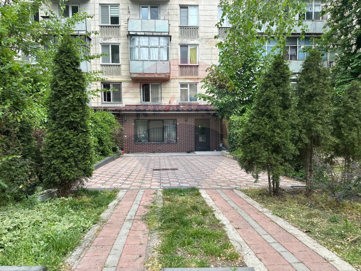 94.900 EUR
