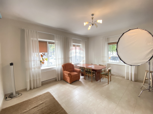 950 EUR