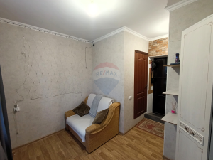 22.900 EUR