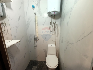 22.900 EUR
