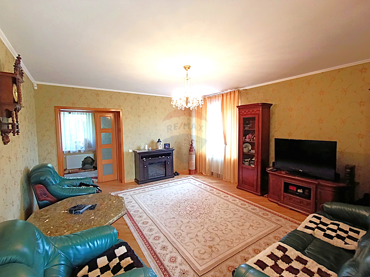 260.000 EUR