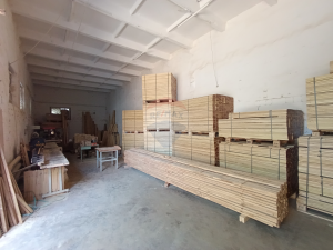 300.000 EUR