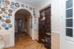 700.000 EUR