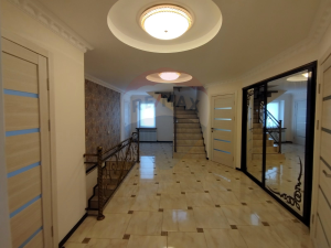 190.000 EUR