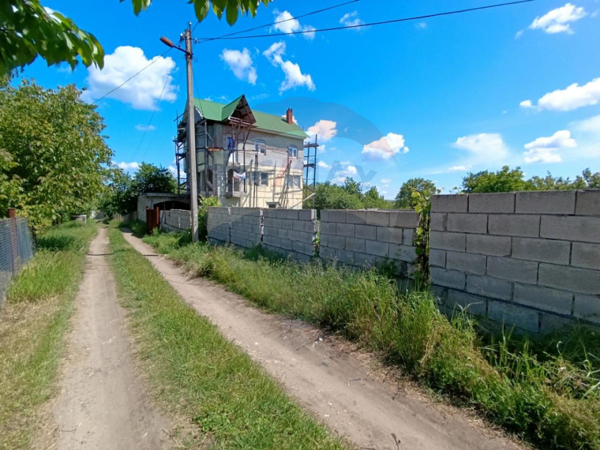 33.000 EUR