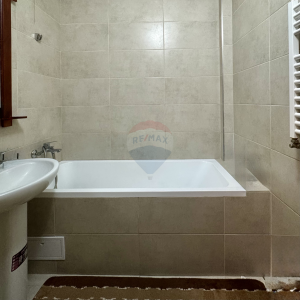 68.500 EUR