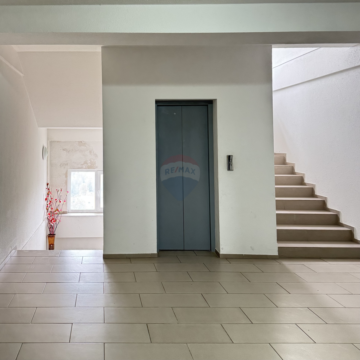 68.500 EUR