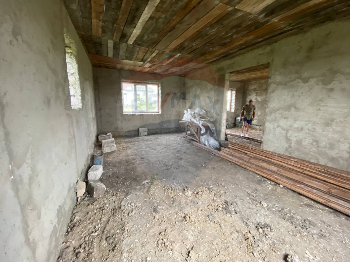 17.000 EUR
