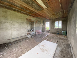 17.000 EUR