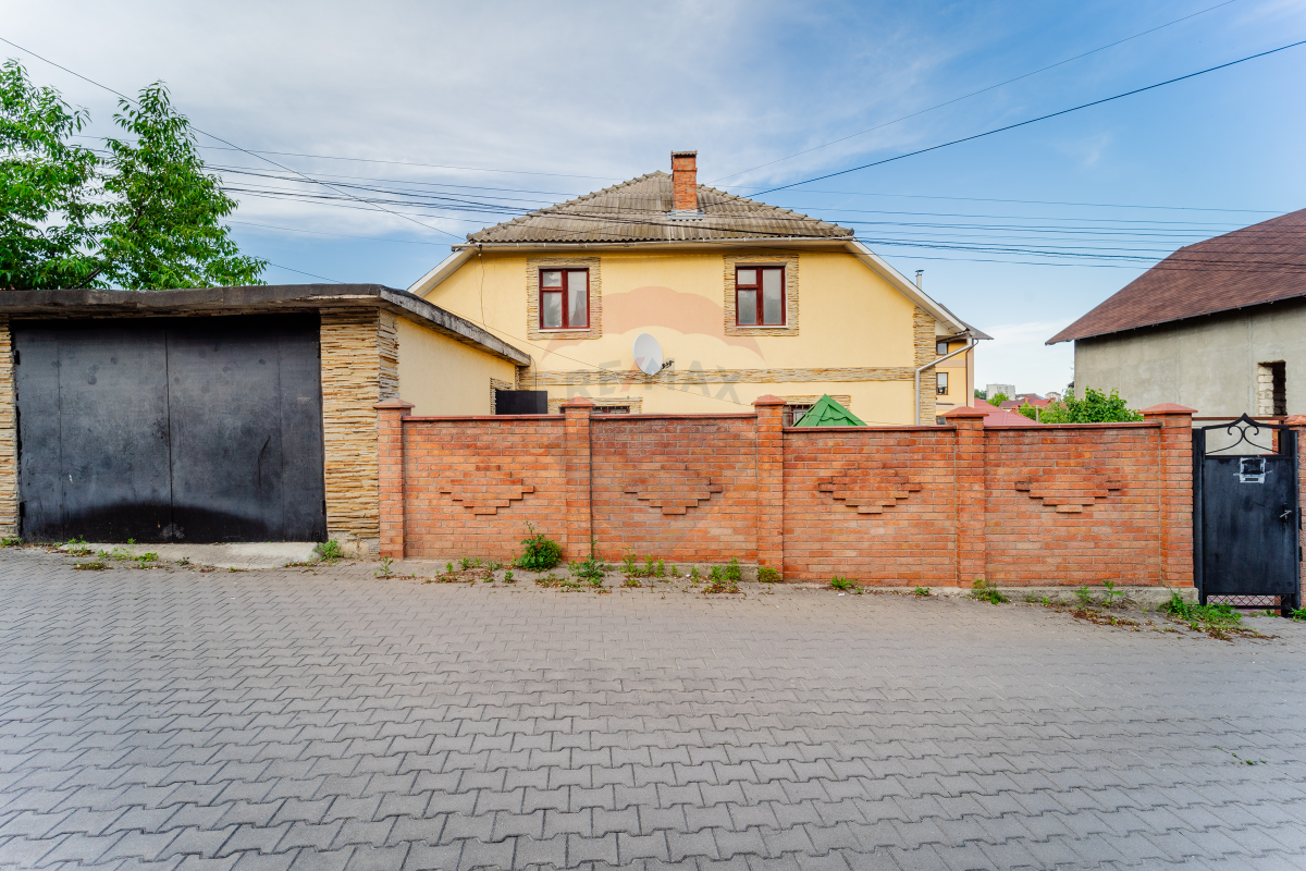 255.000 EUR