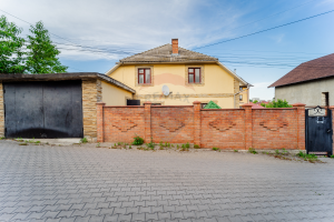 255.000 EUR