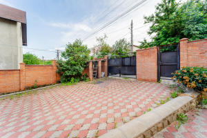 255.000 EUR