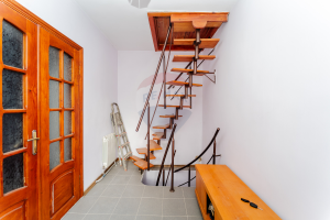 255.000 EUR
