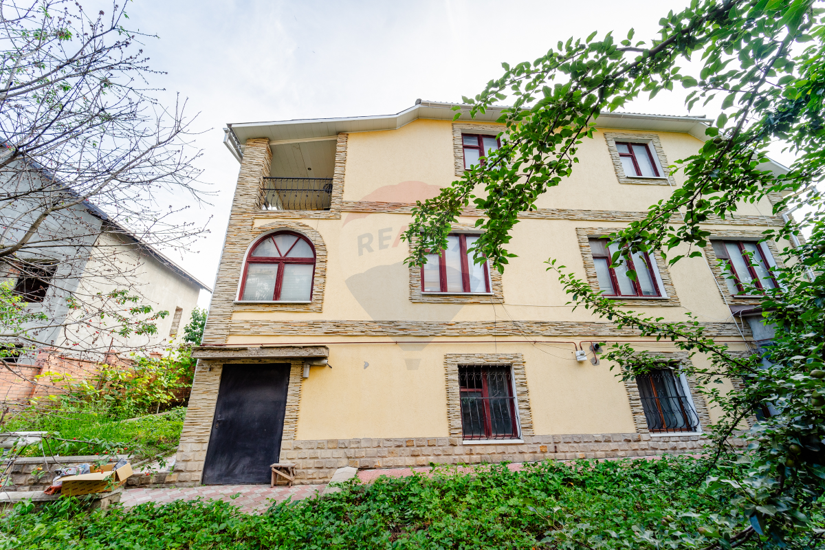 255.000 EUR