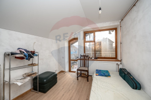148.000 EUR