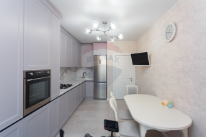 180.000 EUR