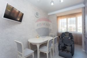 180.000 EUR