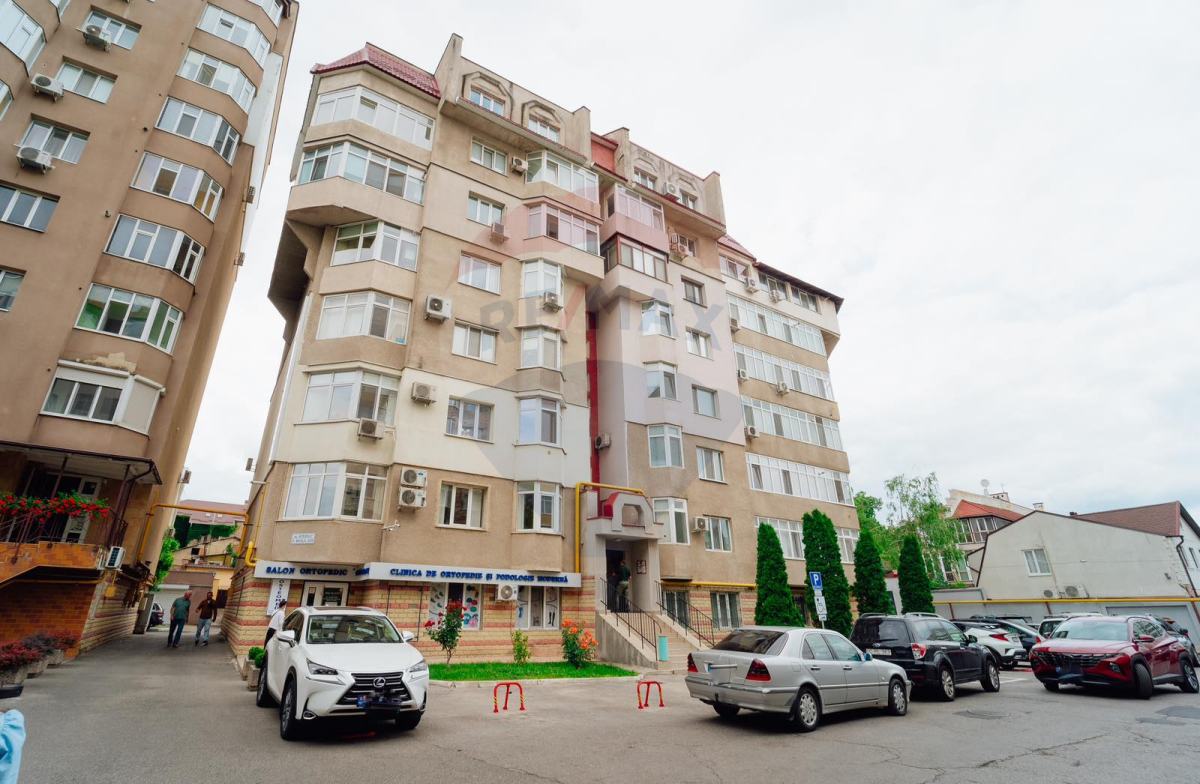 396.900 EUR