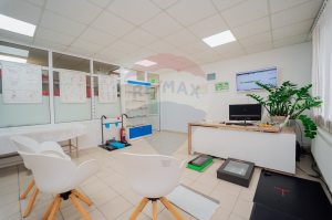 396.900 EUR