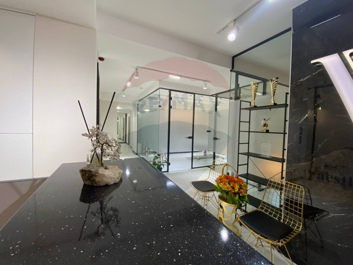 395.000 EUR