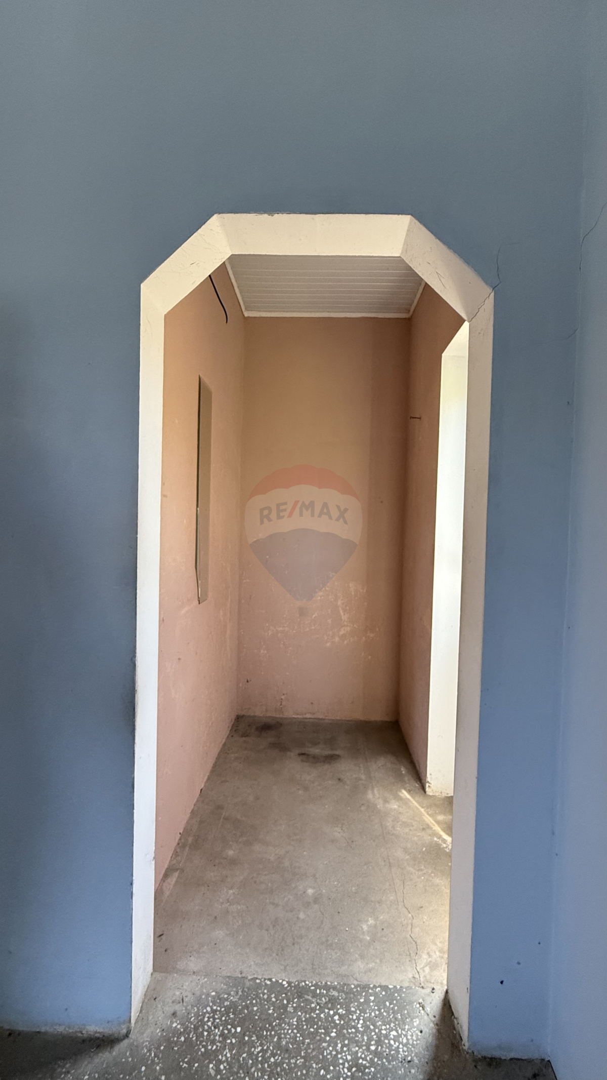 38.000 EUR