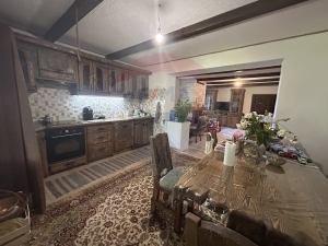 152.000 EUR