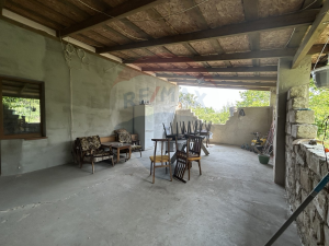 152.000 EUR