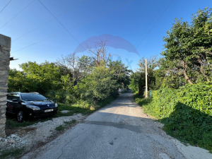 32.900 EUR