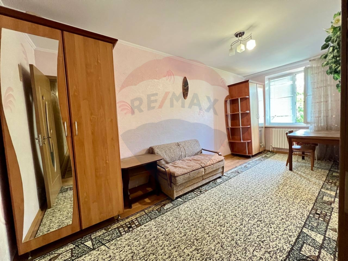 70.000 EUR
