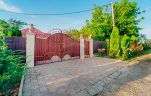 165.000 EUR